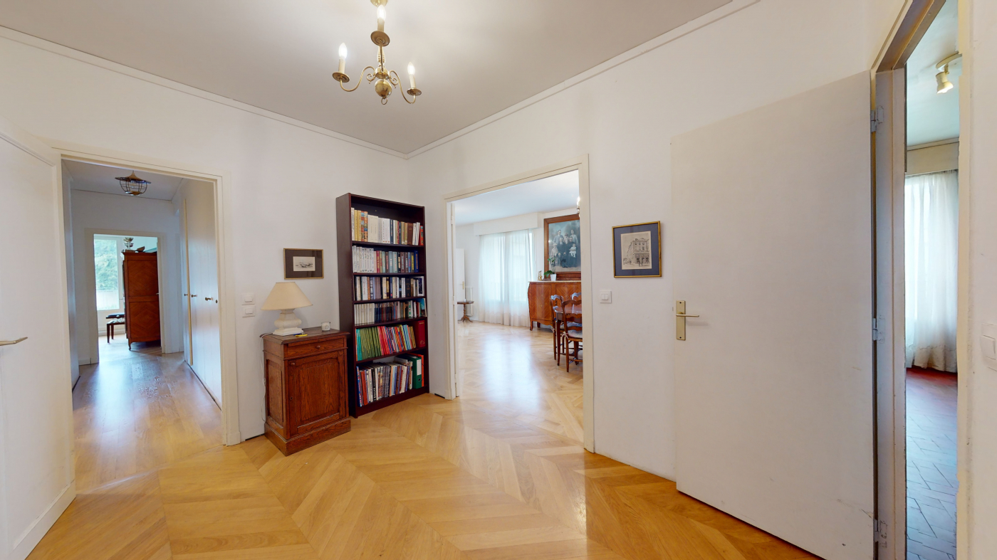 20-Rue-de-Provence-09302023_202506