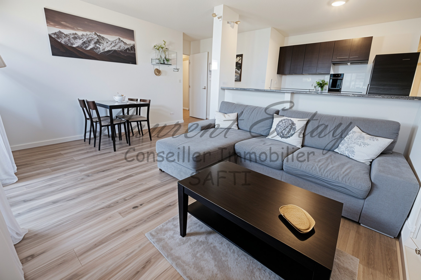 2 SALON VERSO