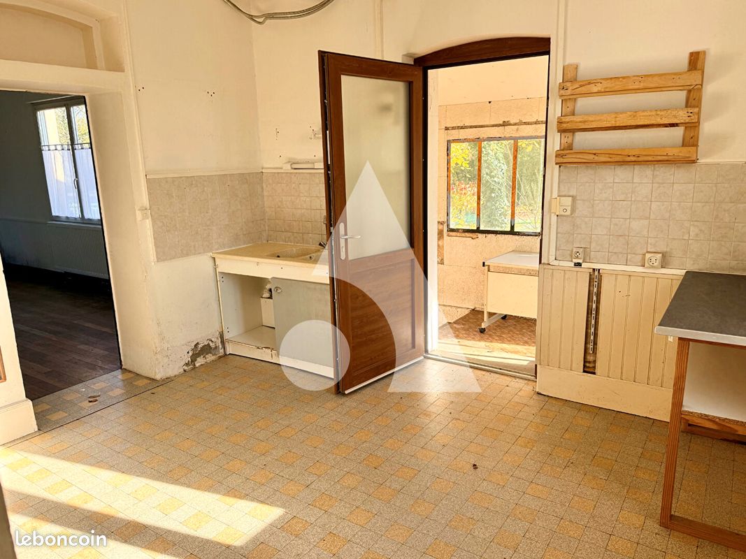 570cfa0813dccd0ef1196eab864aa45009b5394a